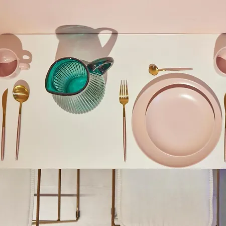 Apartment After8-flamingo *