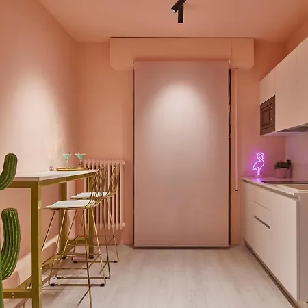 After8-flamingo *